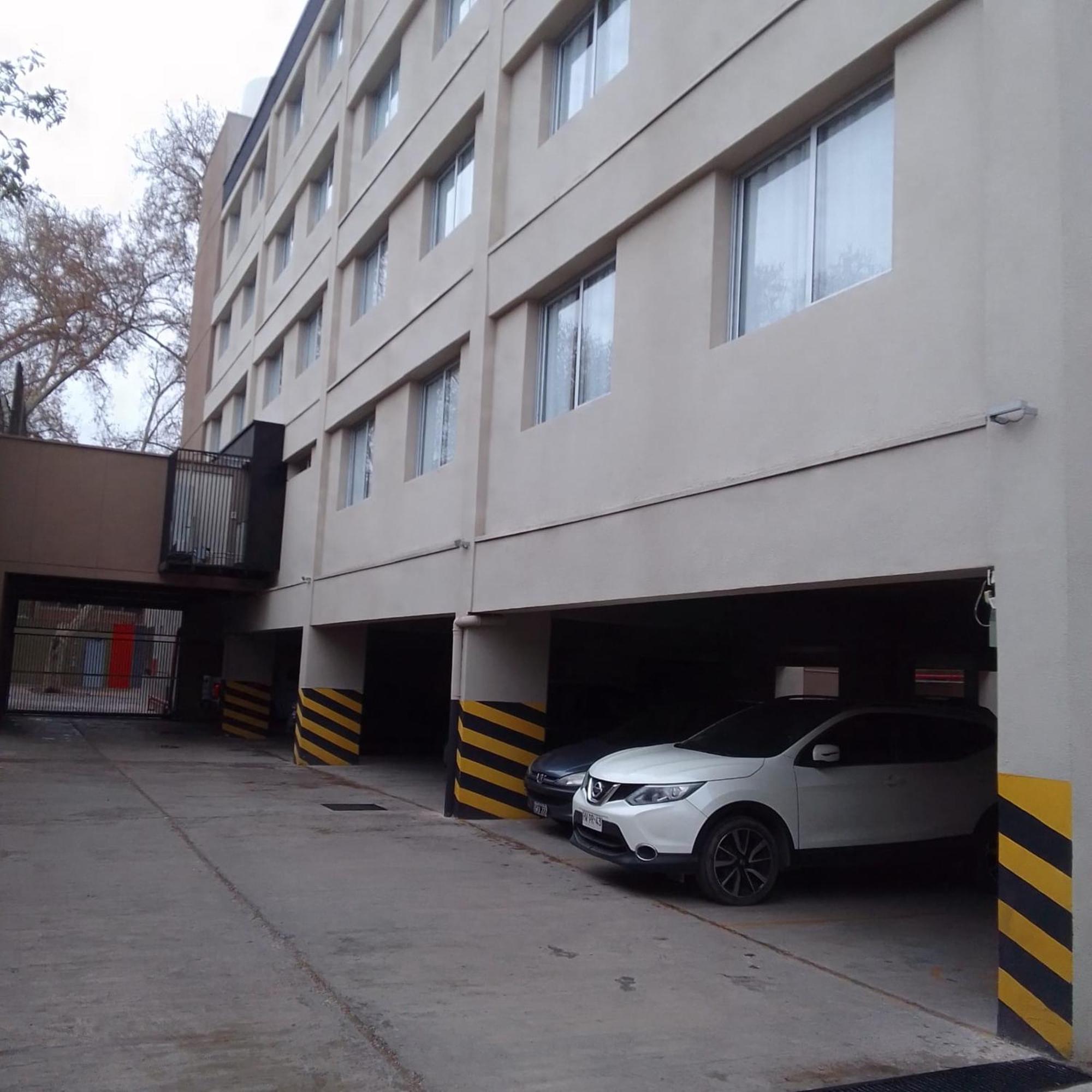 Dakar Hostel Мендоса Экстерьер фото