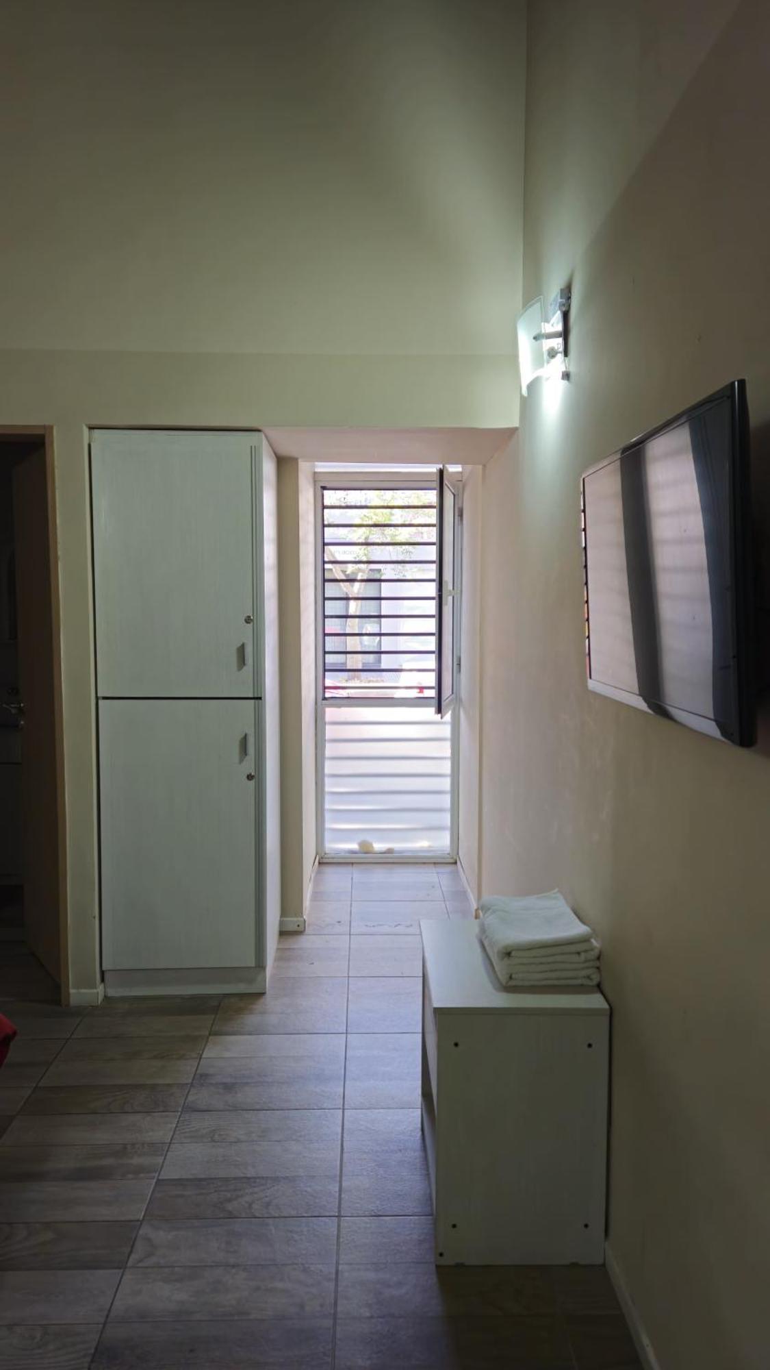 Dakar Hostel Мендоса Экстерьер фото