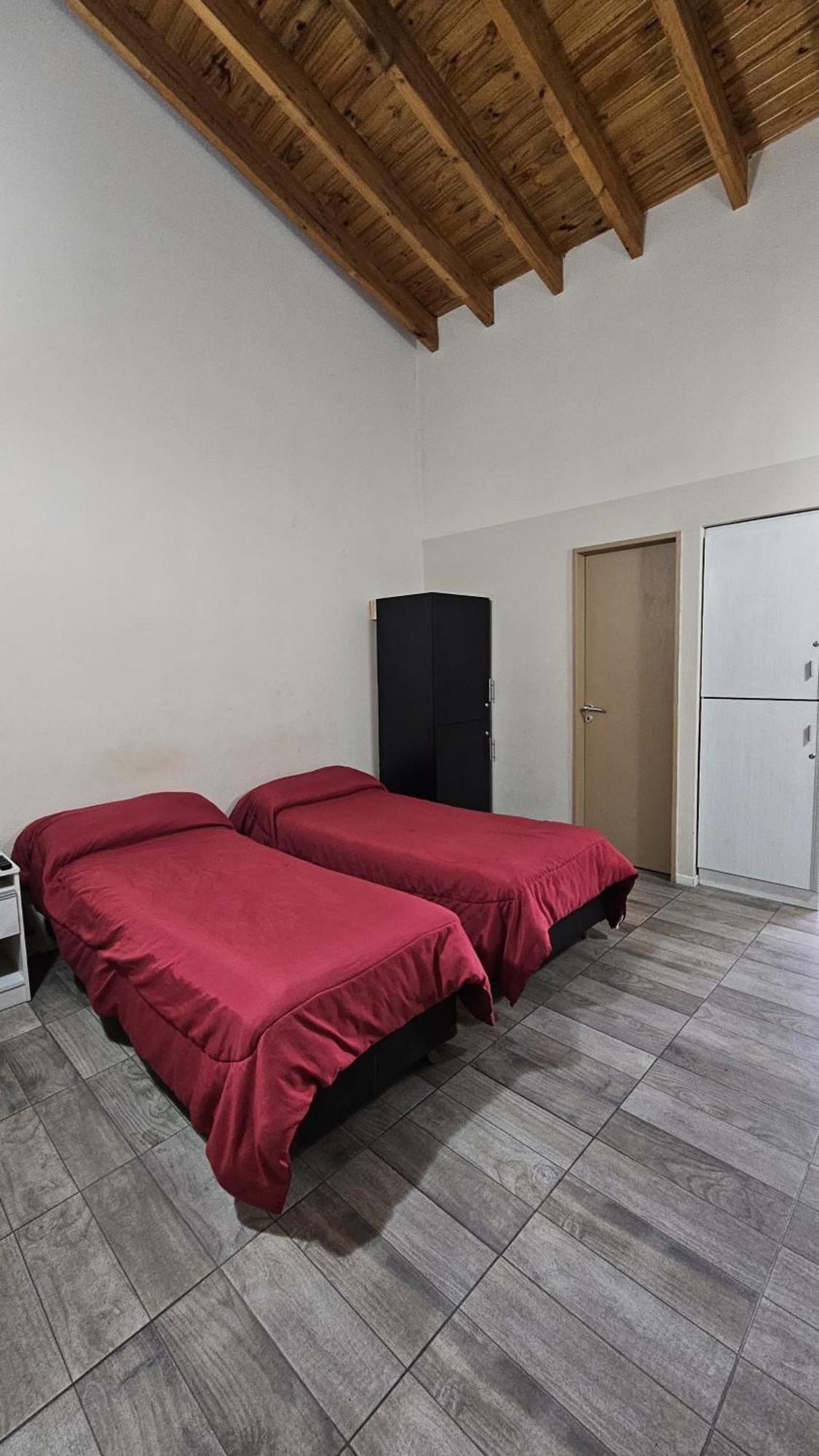 Dakar Hostel Мендоса Экстерьер фото