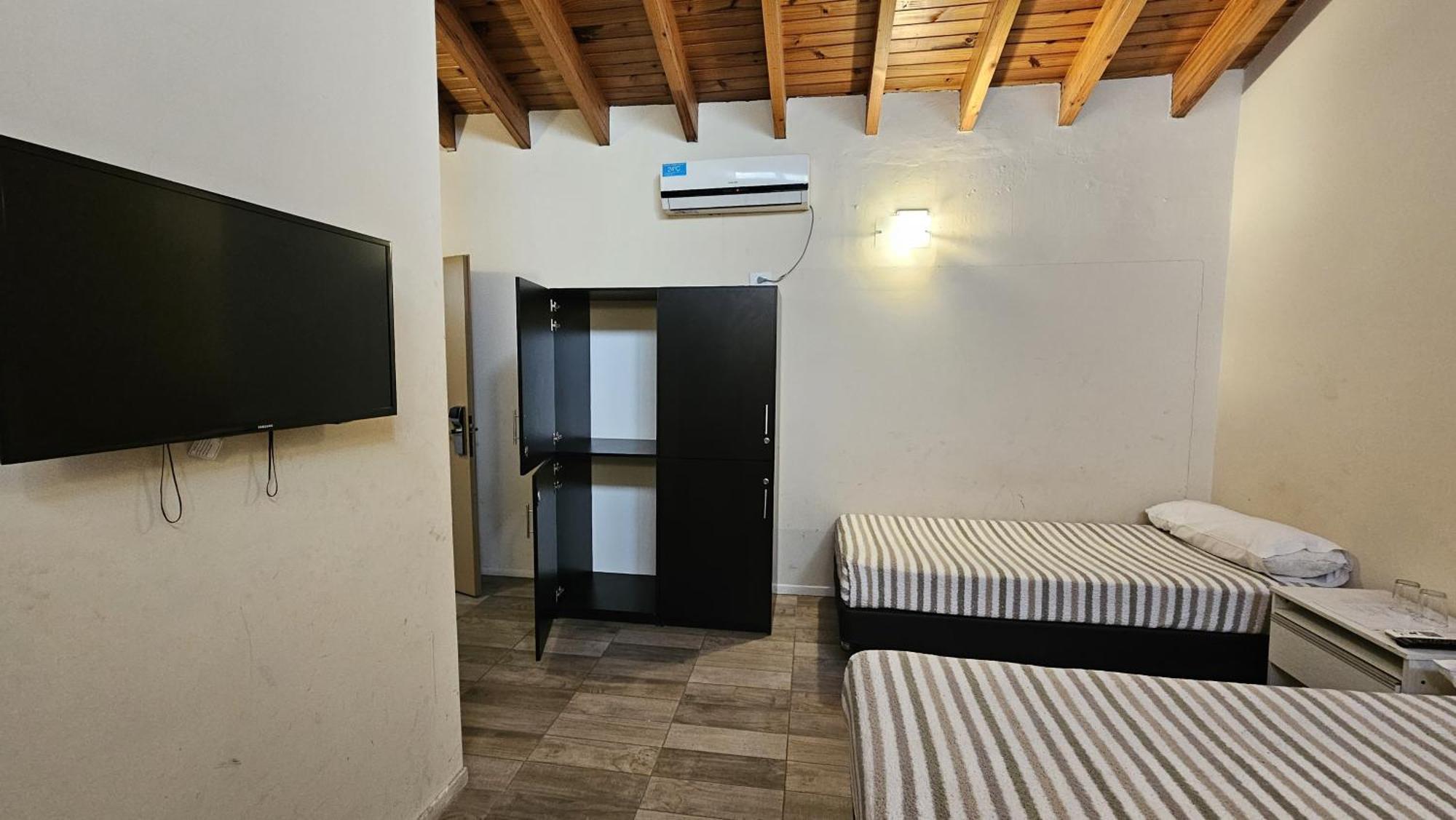 Dakar Hostel Мендоса Экстерьер фото